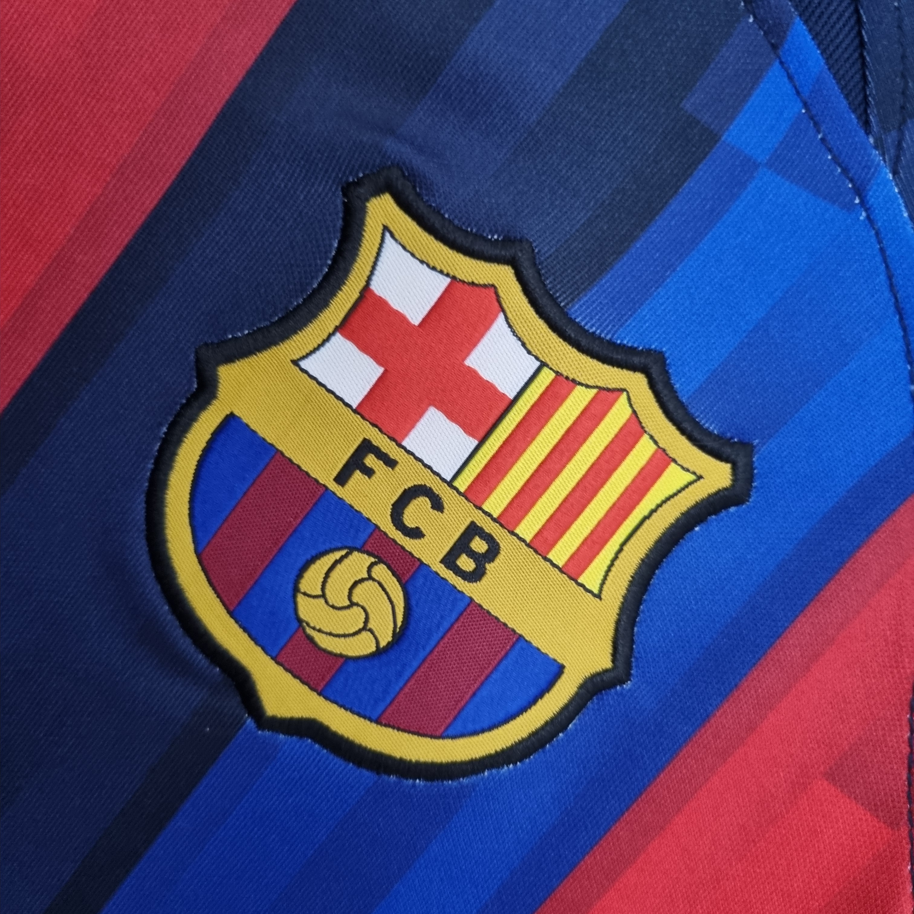 2022/2023 Barcelona home Thai version football shirt 