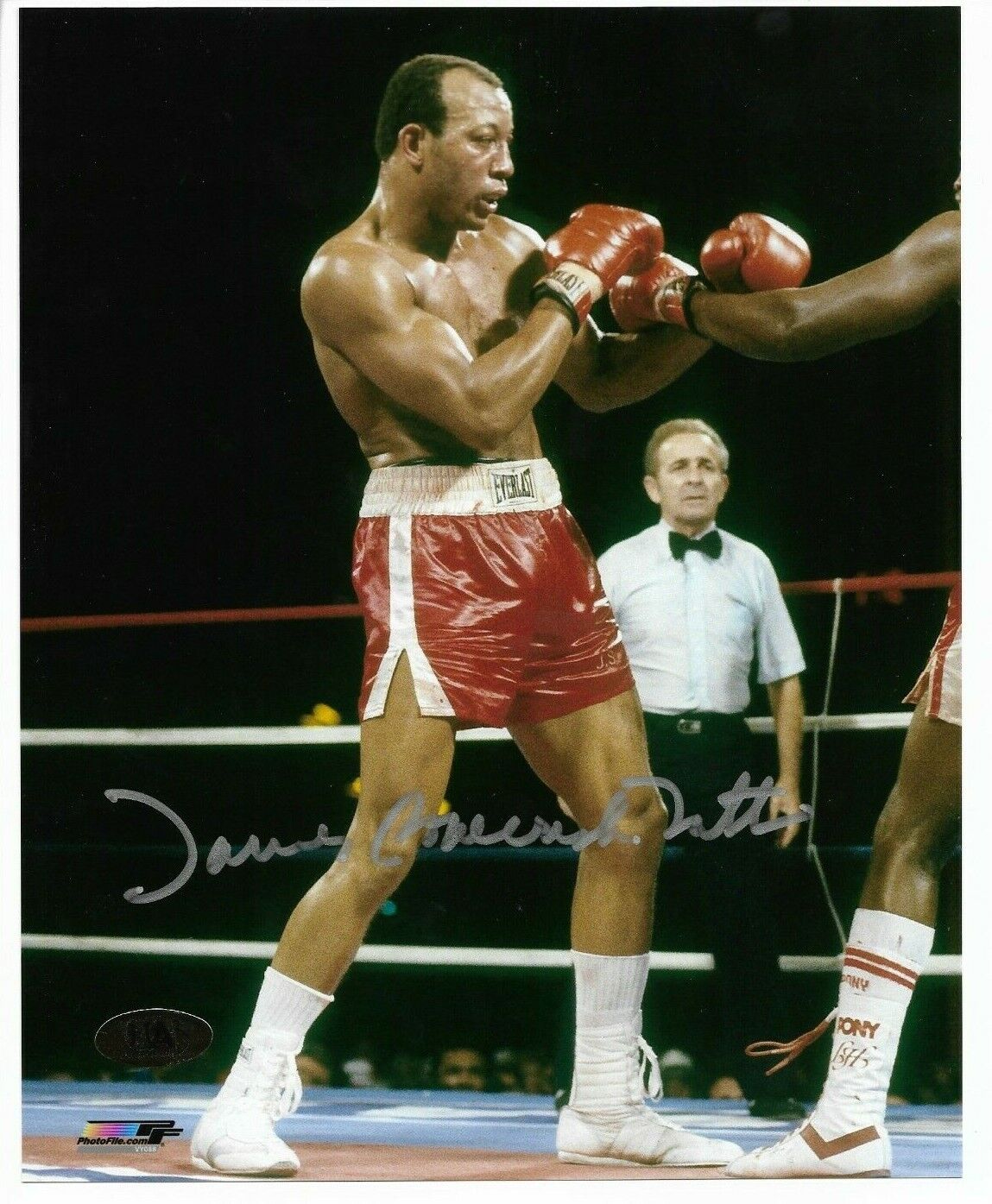 Autographed Boxer James ~ Bonecrusher ~ Smith Signed 8x10 Boxing Photo Poster painting MAB Holog