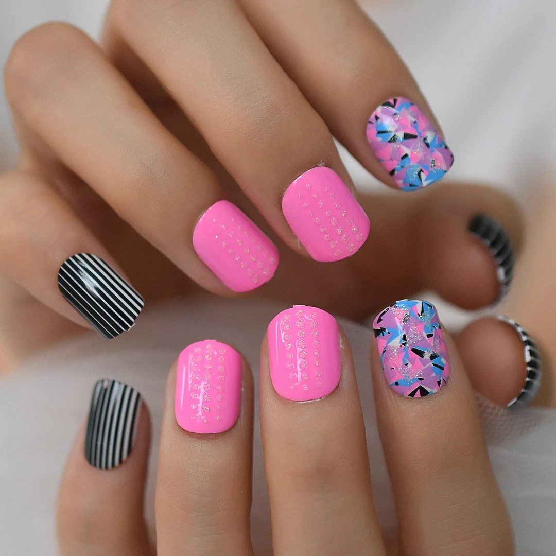Colorful Mix&Match Crushing Pinkie Line Simple Design Press On Nails Froms Squoval Stick On Nails No Glue Supplies trendy EchiQ-Nail Inspo