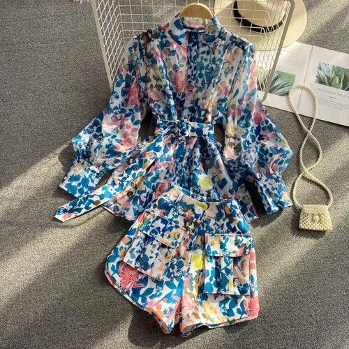 New Summer Temperament stand collar Lantern Sleeve lace up waist Shirt Top + High Waist Wide Leg floral Shorts 2-piece set