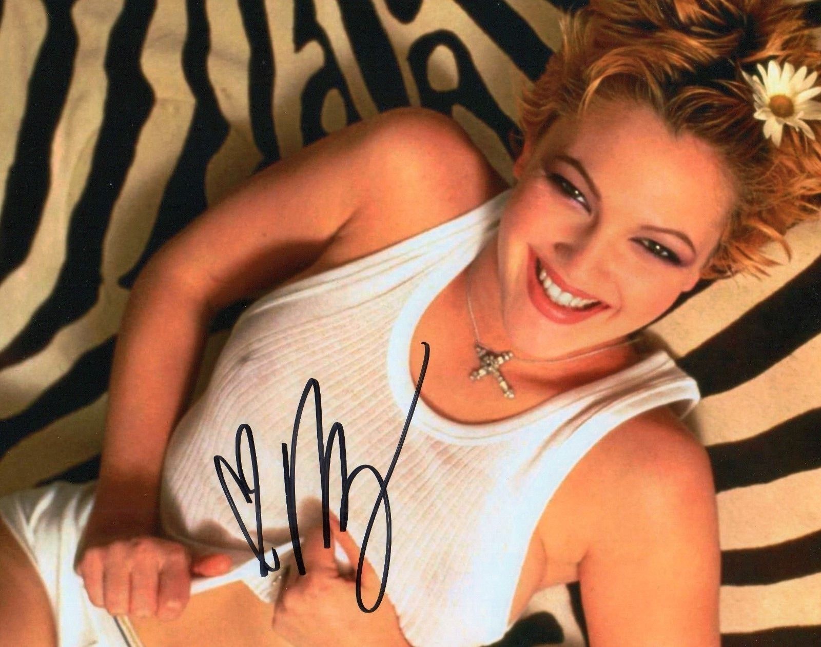 DREW BARRYMORE AUTOGRAPHED SIGNED A4 PP POSTER Photo Poster painting PRINT 27