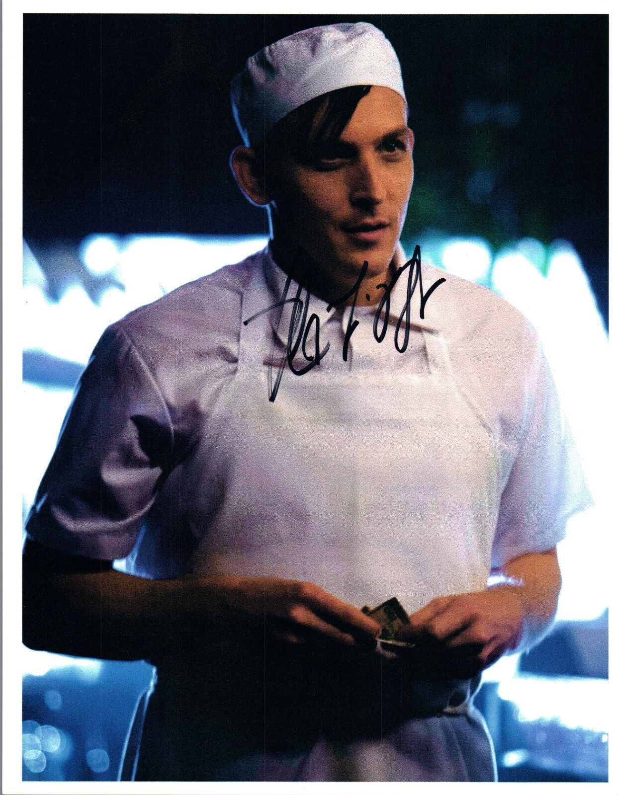 Robin Lord Taylor Signed Autographed 8x10 Photo Poster painting Gotham Oswald The Penguin COA VD