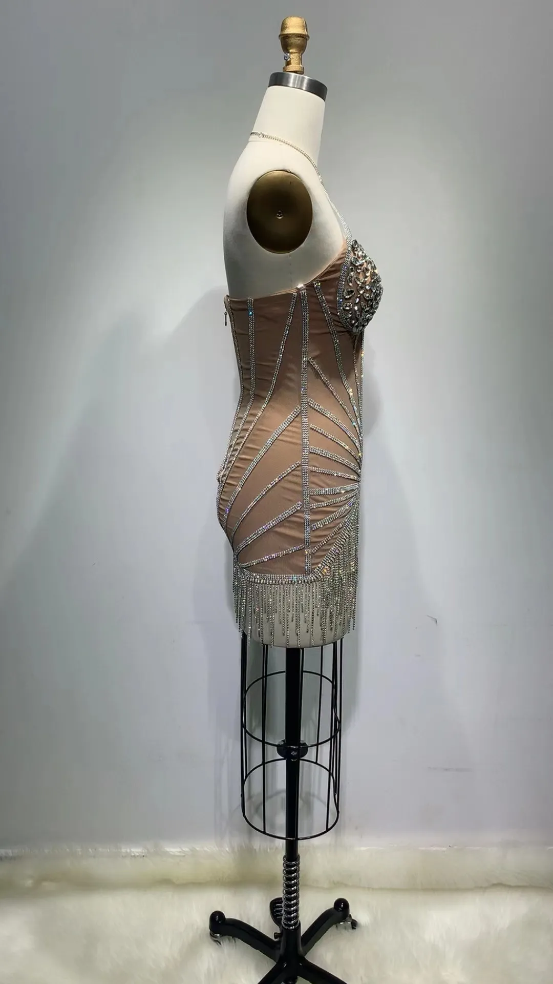 Brownm Hot Selling Sexy Hanging Neck Bra Bag Skirt Water Drill Twispy Dress Stage Performance Suit Thin