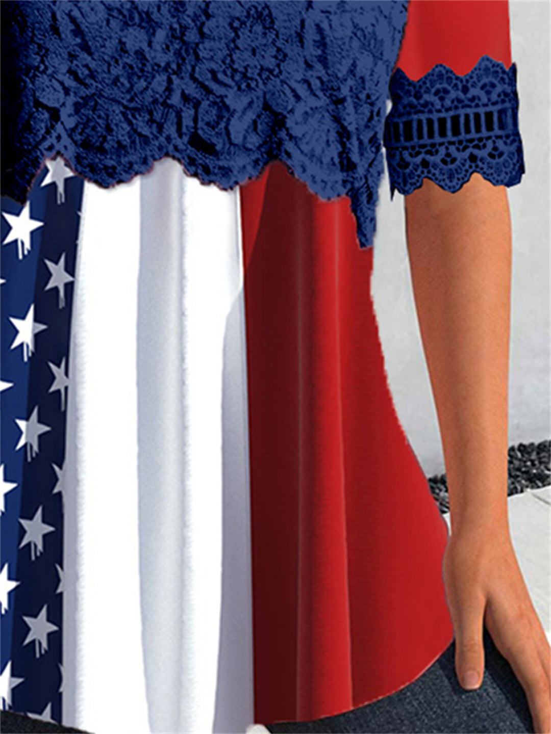 Women's Short Sleeve Scoop Neck Lace Stitching Graphic Top