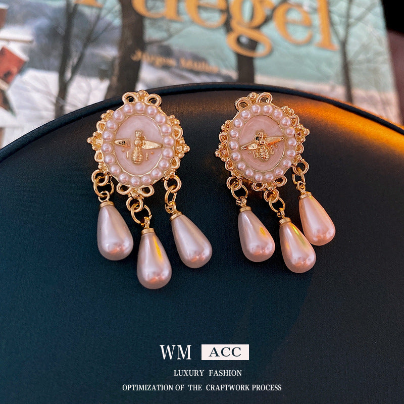 Medieval Droplet Pearl Geometric Alloy Electroplating Earrings