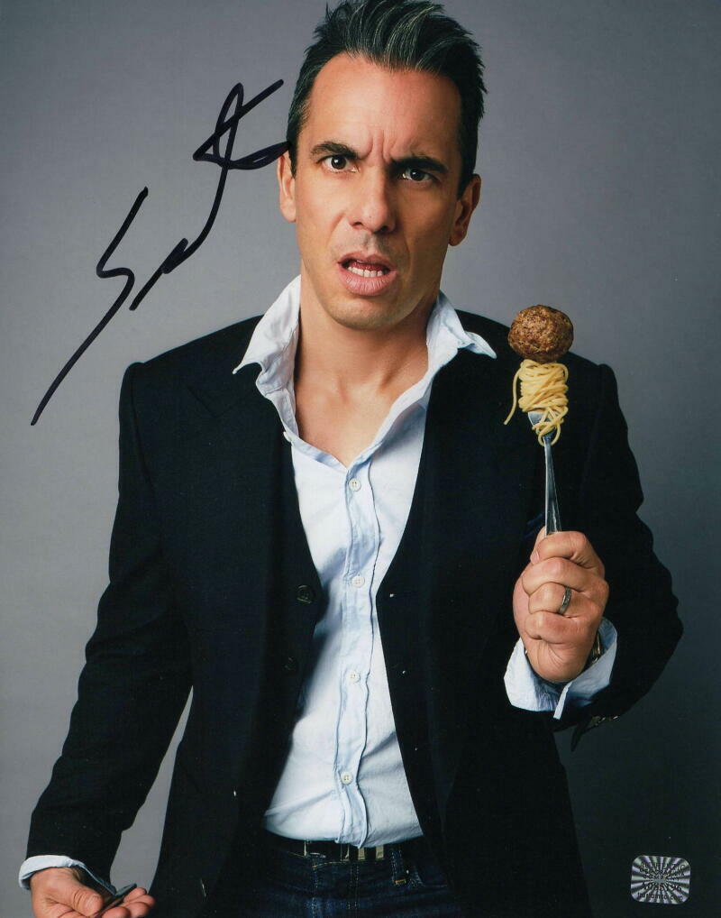 SEBASTIAN MANISCALCO SIGNED AUTOGRAPH 8x10 Photo Poster painting - COMEDY STUD, FUNNY PICTURE