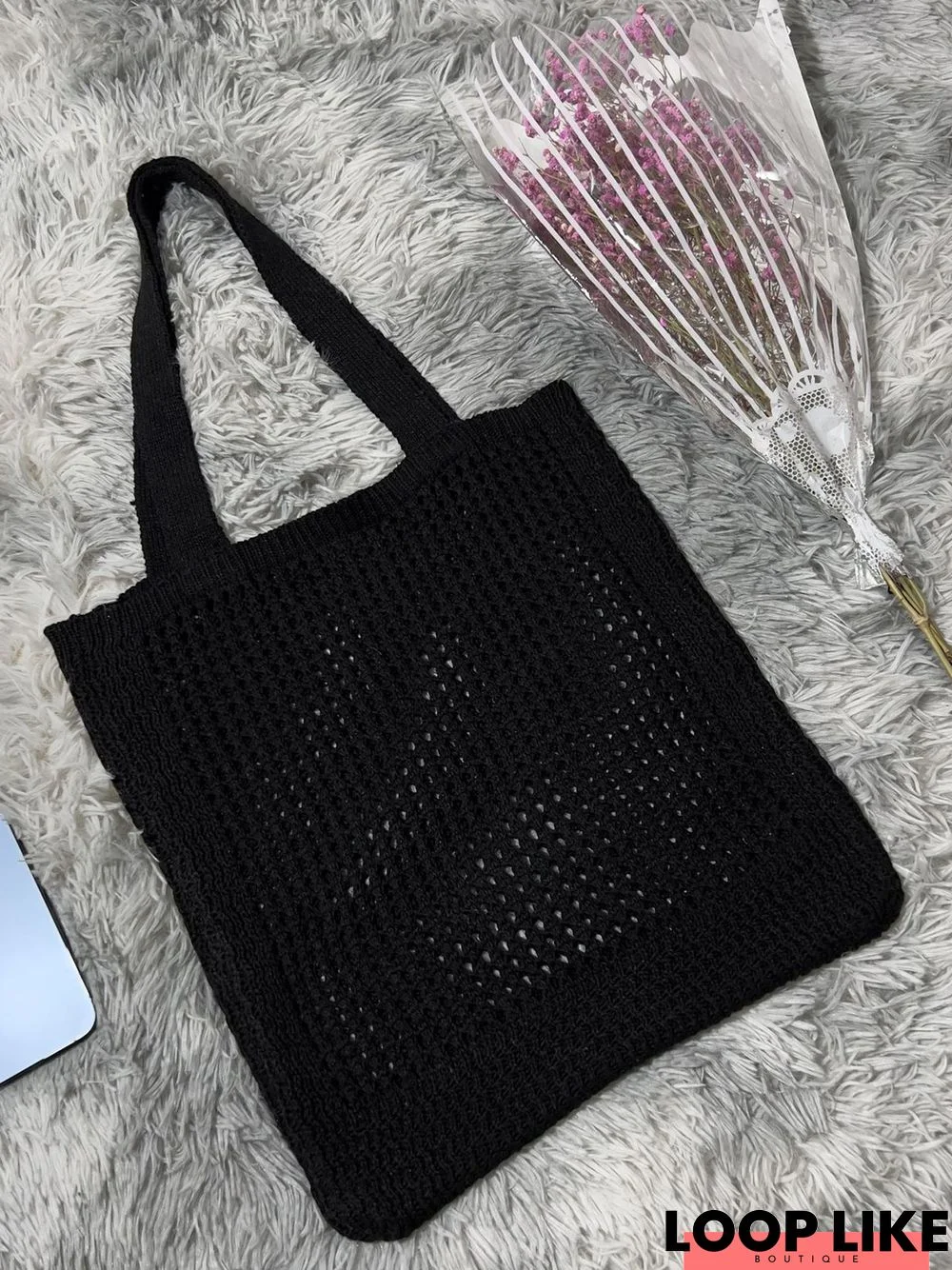 Simple knitted hollow shoulder bag