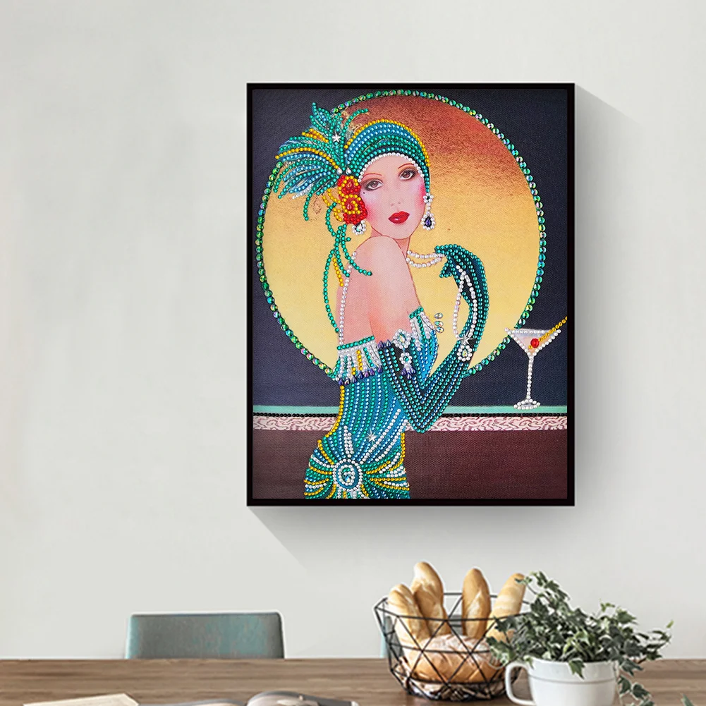 Special Shape Diamond Painting 30*40cm - Noblewoman