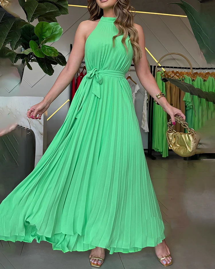 Women's solid color backless pleated holiday dress