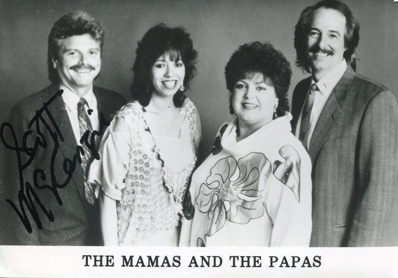 THE MAMAS AND THE PAPAS Scott McKenzie autograph, signed Photo Poster painting