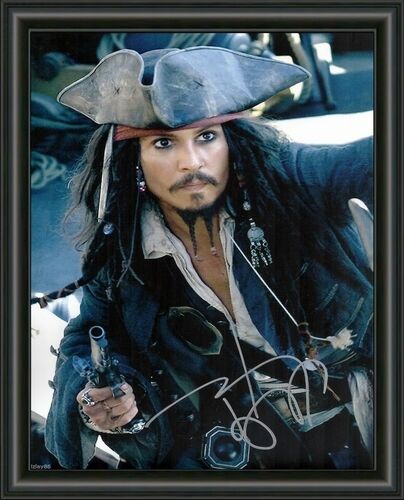 JOHNNY DEPP PIRATES OF THE CARRIBEAN SIGNED - AUTOGRAPHED Photo Poster painting POSTER  POST