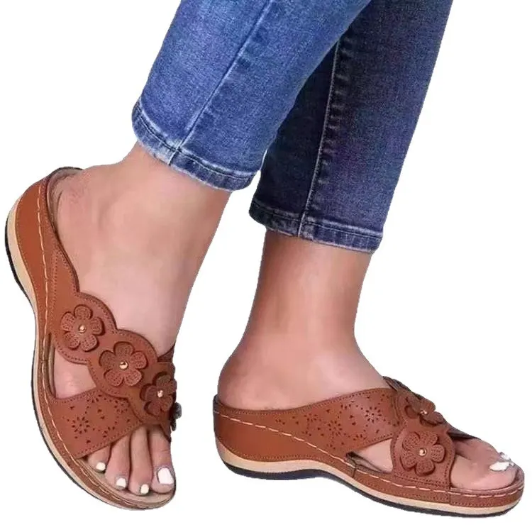 Yyvonne Summer New Large-Size Sandals Independent Diamond Fashion Slope And Leisure Cool Drag