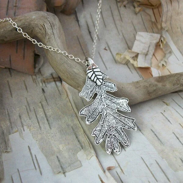 Oak Leaf Pendant Silver Necklace
