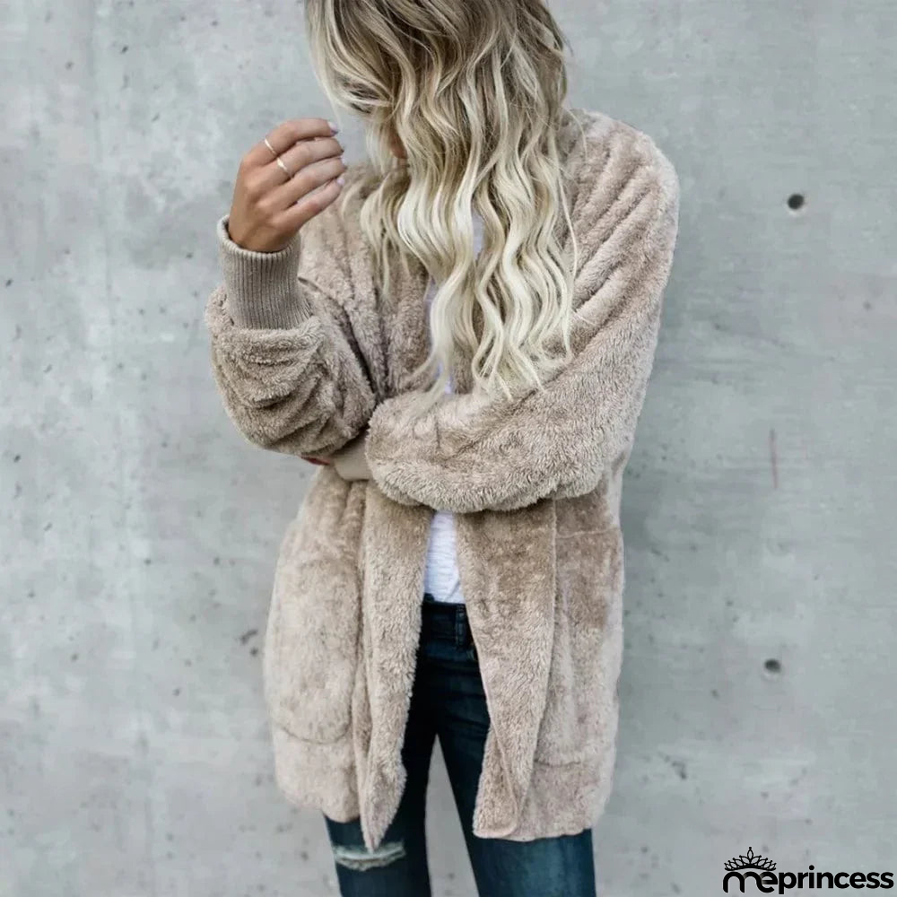 Fashionable and Minimalist winter Coat