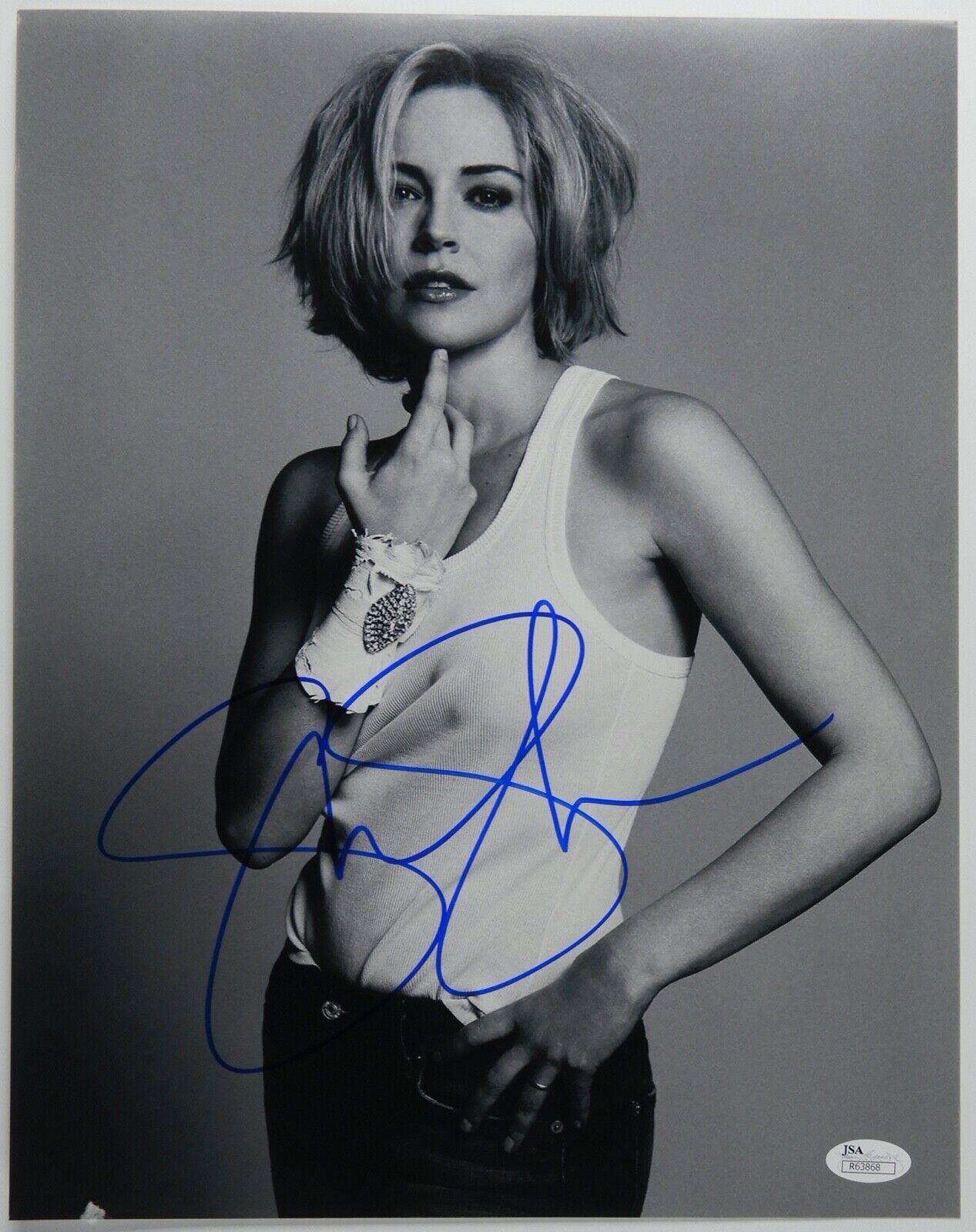 Sharon Stone Autograph JSA 11 x 14 Signed Photo Poster painting