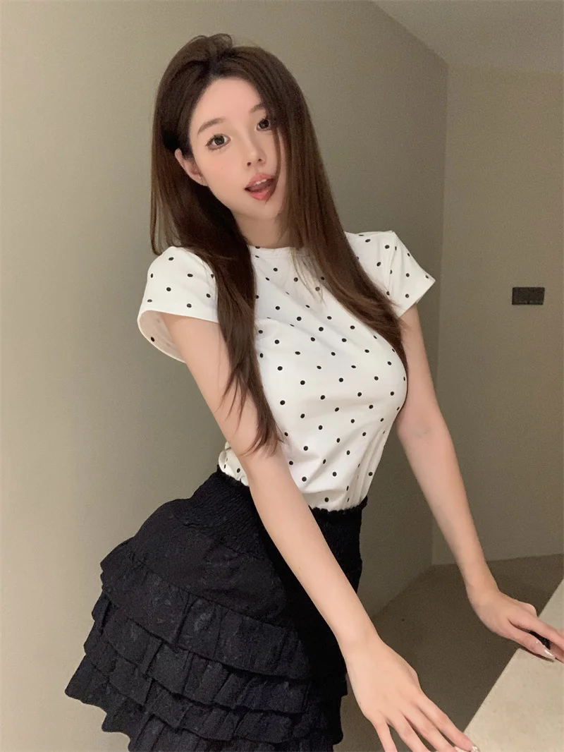 Uveng Uveng Polka Dot Round Collar Short Sleeved T Shirt Women's Wear 2024 Summer Short Slim Show Thin With Casual Student Top