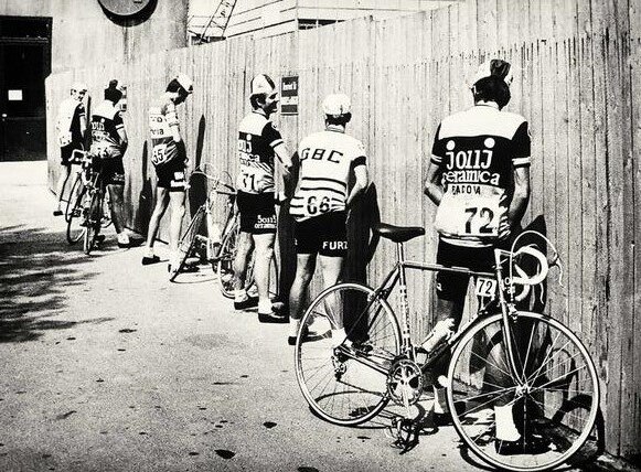 Cotton Tshirt Black and White Wall Art Bicycle and Man Canvass Men Peeing Pissing on the Road and Cycling Poster Print for Bathroom Decor t -shirt Tee