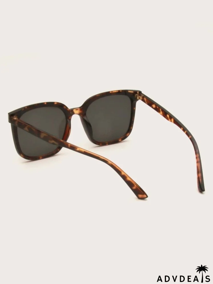 Classic Frame Sunglasses