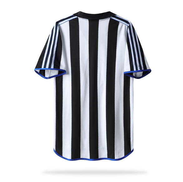Retro 1999-2000 Newcastle United Home Football Shirt