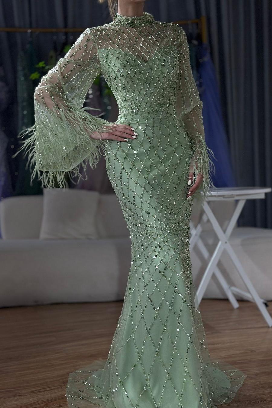 Green Long Sleeve Sequins Mermaid Prom Dress with Straight Across YU0059