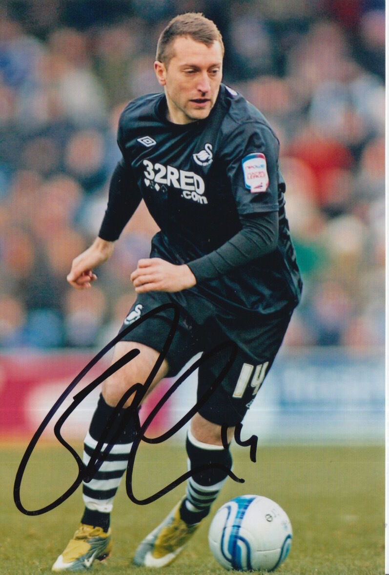 SWANSEA CITY HAND SIGNED STEPHEN DOBBIE 6X4 Photo Poster painting 1.