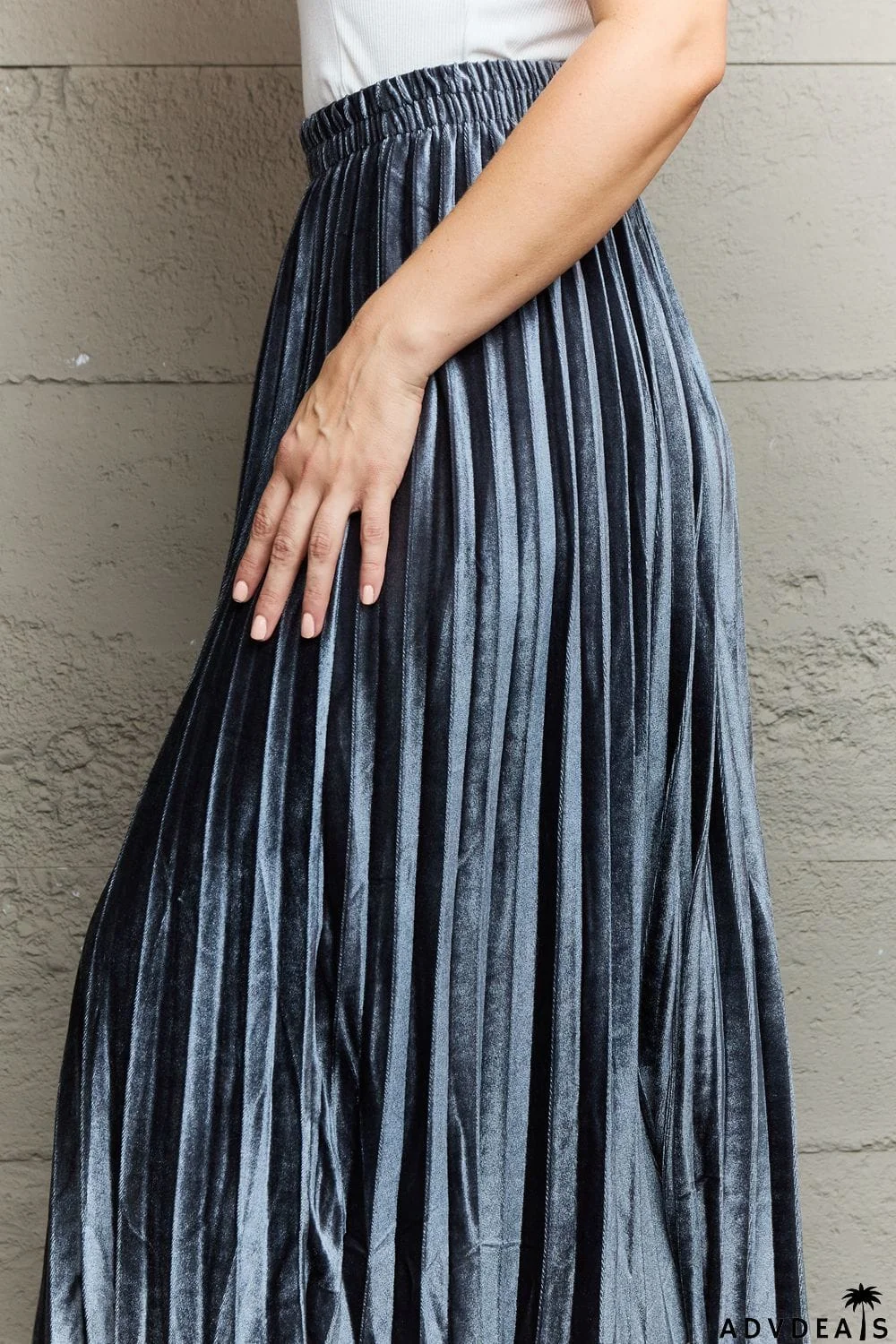 Ninexis Accordion Pleated Flowy Midi Skirt