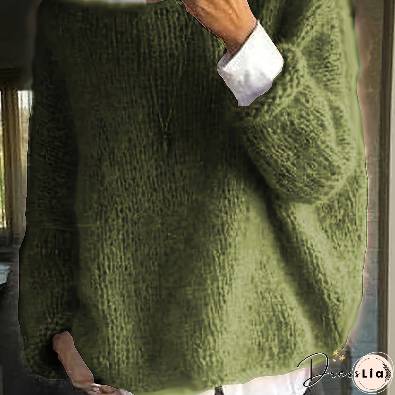 Relaxed and Timeless winter Pullover