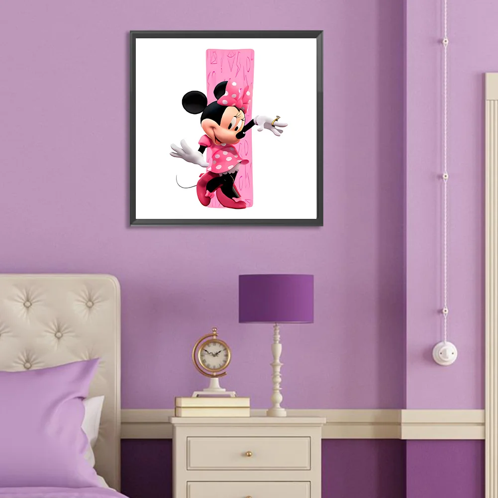 Full Round Diamond Painting 30*30cm - Minnie Mouse And The Letter I