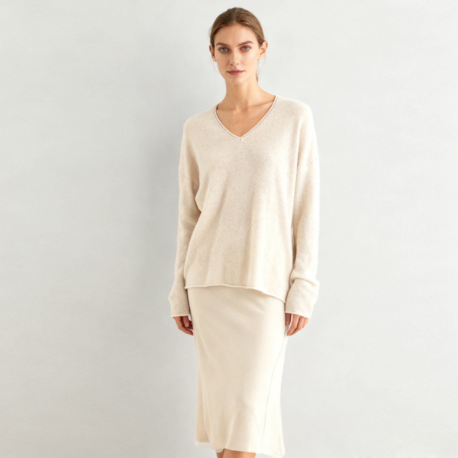 Women's Versatile V-Neck Cashmere Sweater REAL SILK LIFE