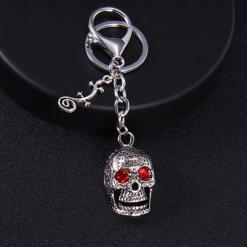 Red Diamond Skull Punk Metal Keychain