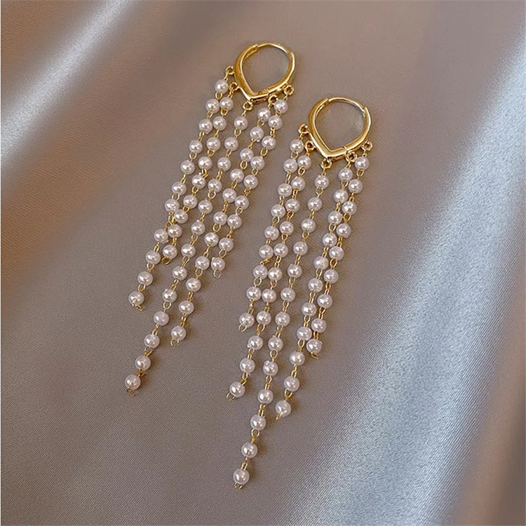 Fashion pearl tassel earrings