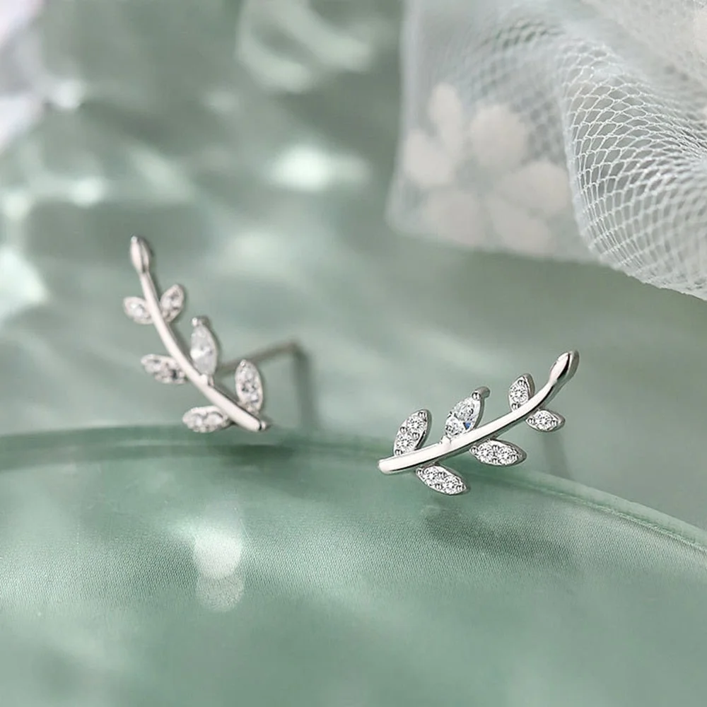 Fashion Fresh Olive Branch Leaf Earrings Stud Silver Color/Gold Color Exquisite Piercing Earrings for Women Chic Jewelry