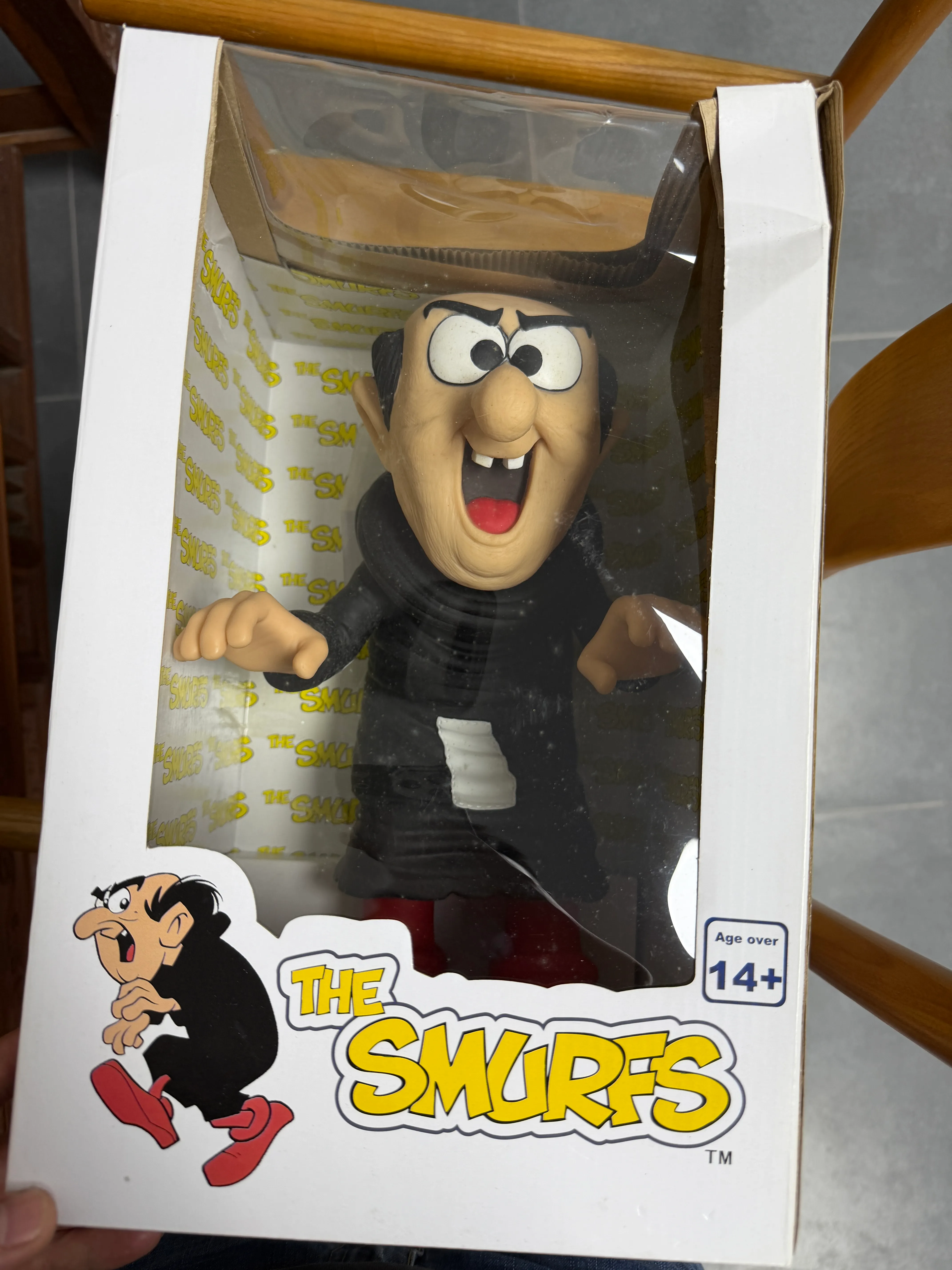 The Smurfs-GARGAMEL VS Smurfs-Gargamel-