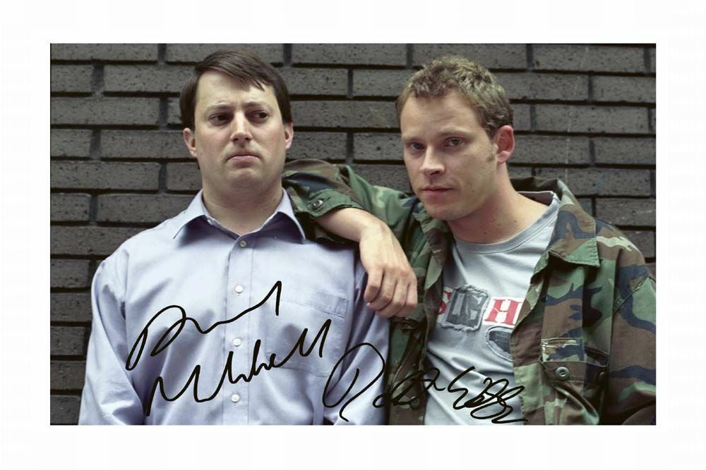 DAVID MITCHELL ROBERT WEBB - PEEP SHOW AUTOGRAPH SIGNED Photo Poster painting POSTER PRINT