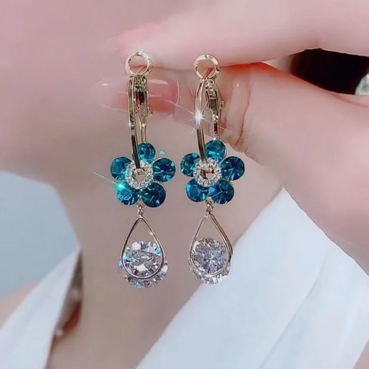 Flower Droplet Zircon Earring