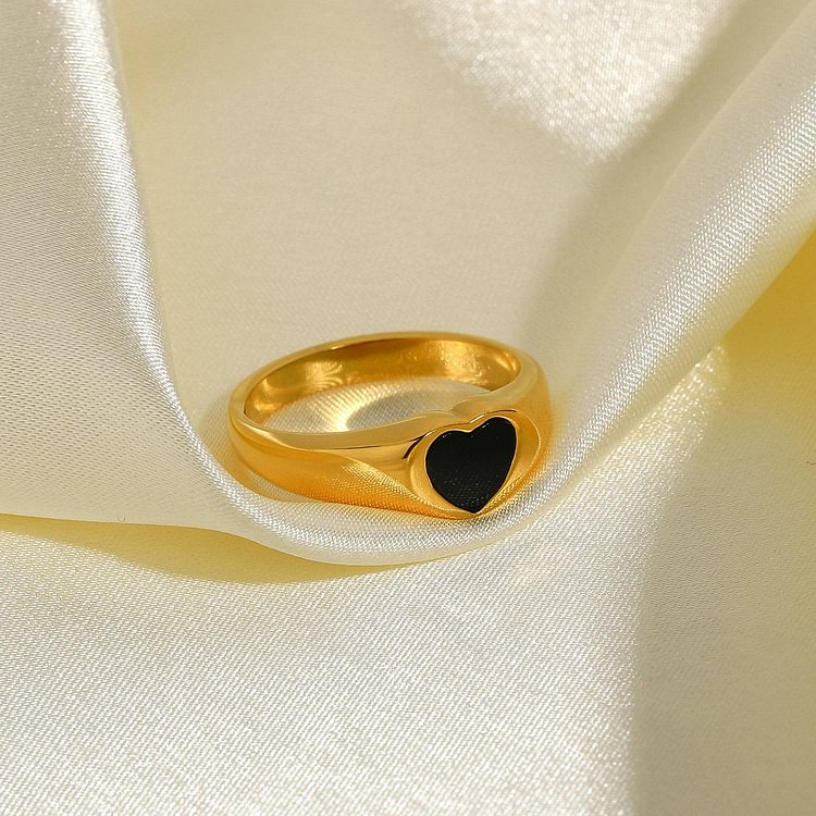 'Falling For You' Gold Heart Rings