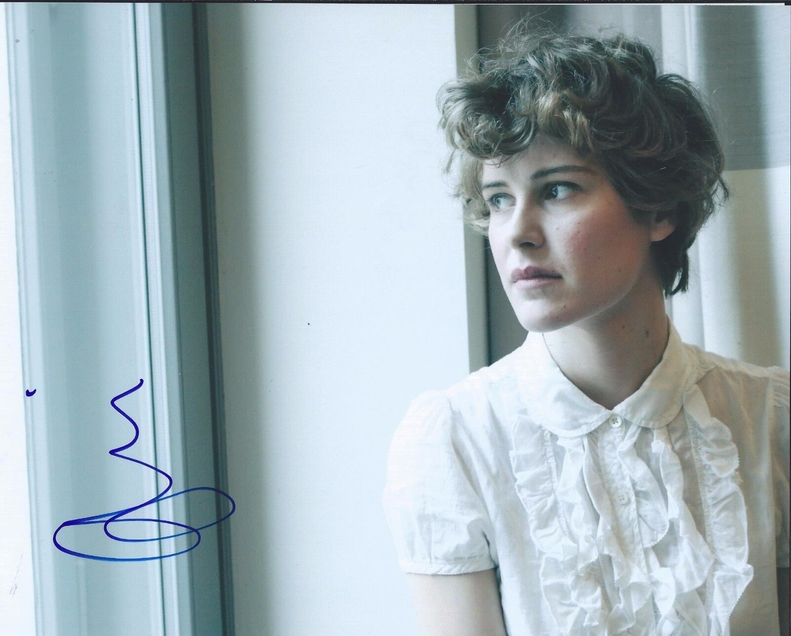 Carla Juri Signed Autographed 8x10 Photo Poster painting Wetlands Stunning Swiss Actress