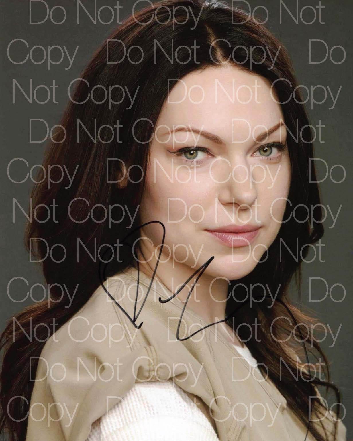 Orange New Black signed Laura Prepon 8X10 Photo Poster painting picture poster autograph RP