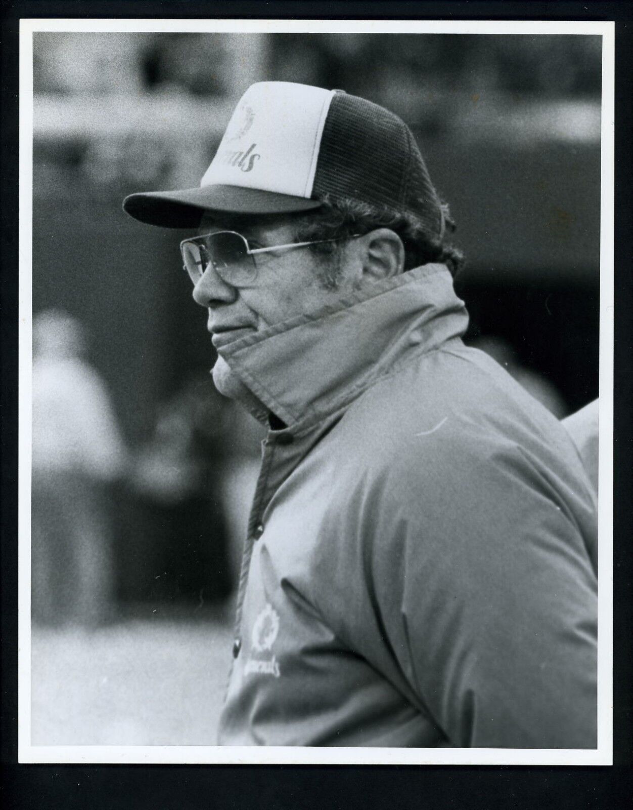 New Jersey Generals coach Walt Michaels 1984 Press Original Photo Poster painting by Bob Olen 2B