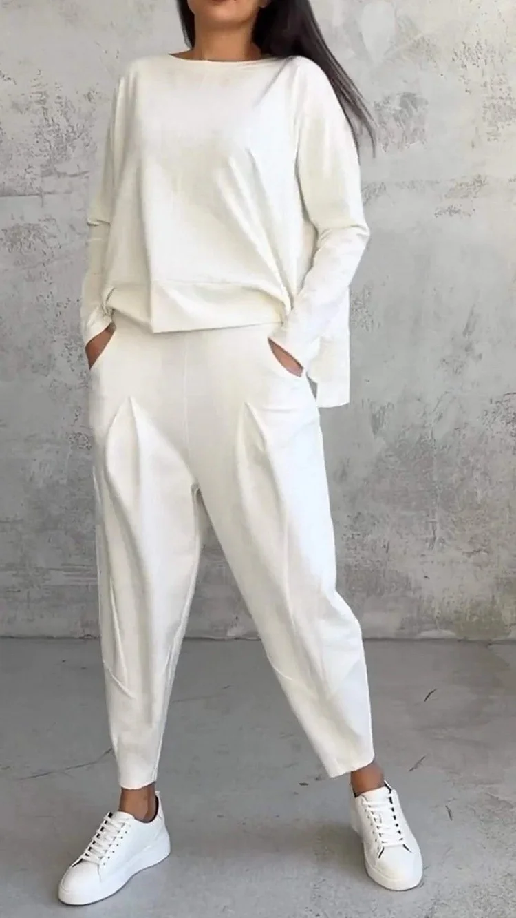 Two-piece set with long sleeves and round neck trousers 