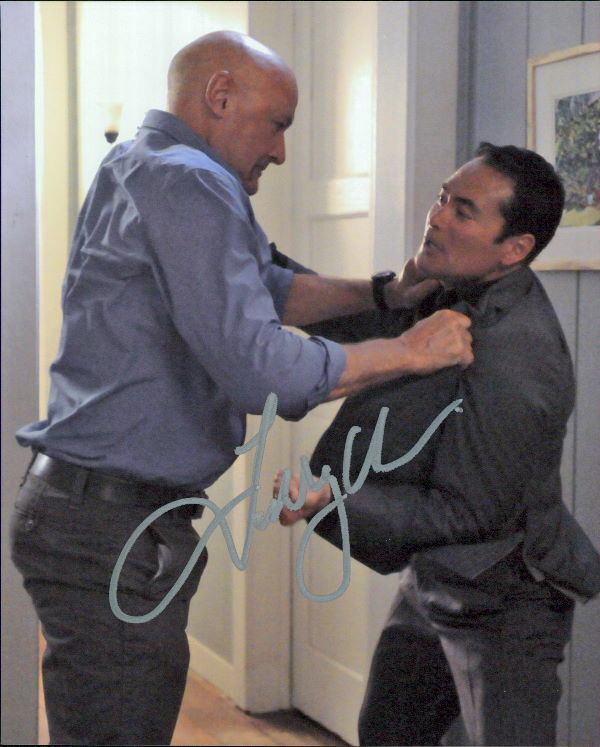 Terry O'Quinn (Hawaii Five-0) signed 8x10 Photo Poster painting in-person