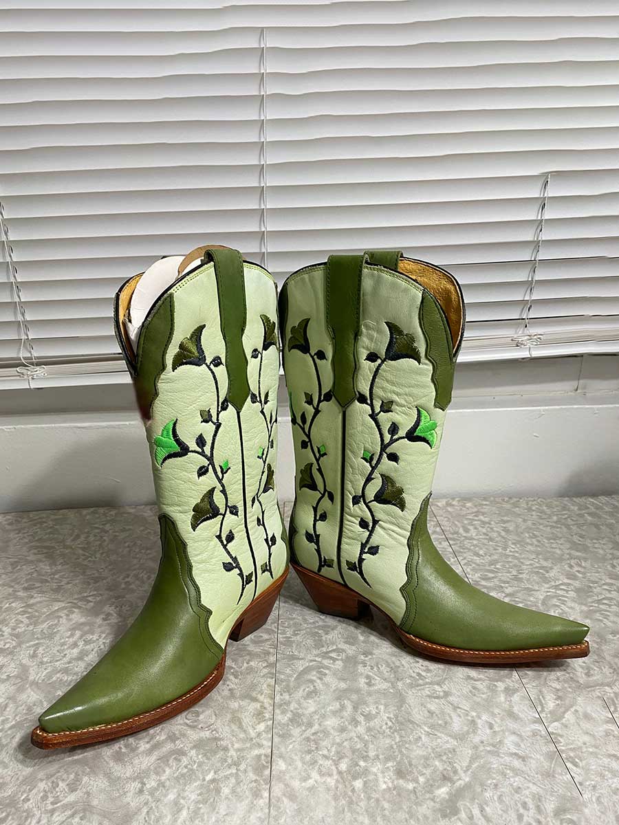  Colorful Floral Embroidered Inlay Wide Calf Cowgirl Boots in Green