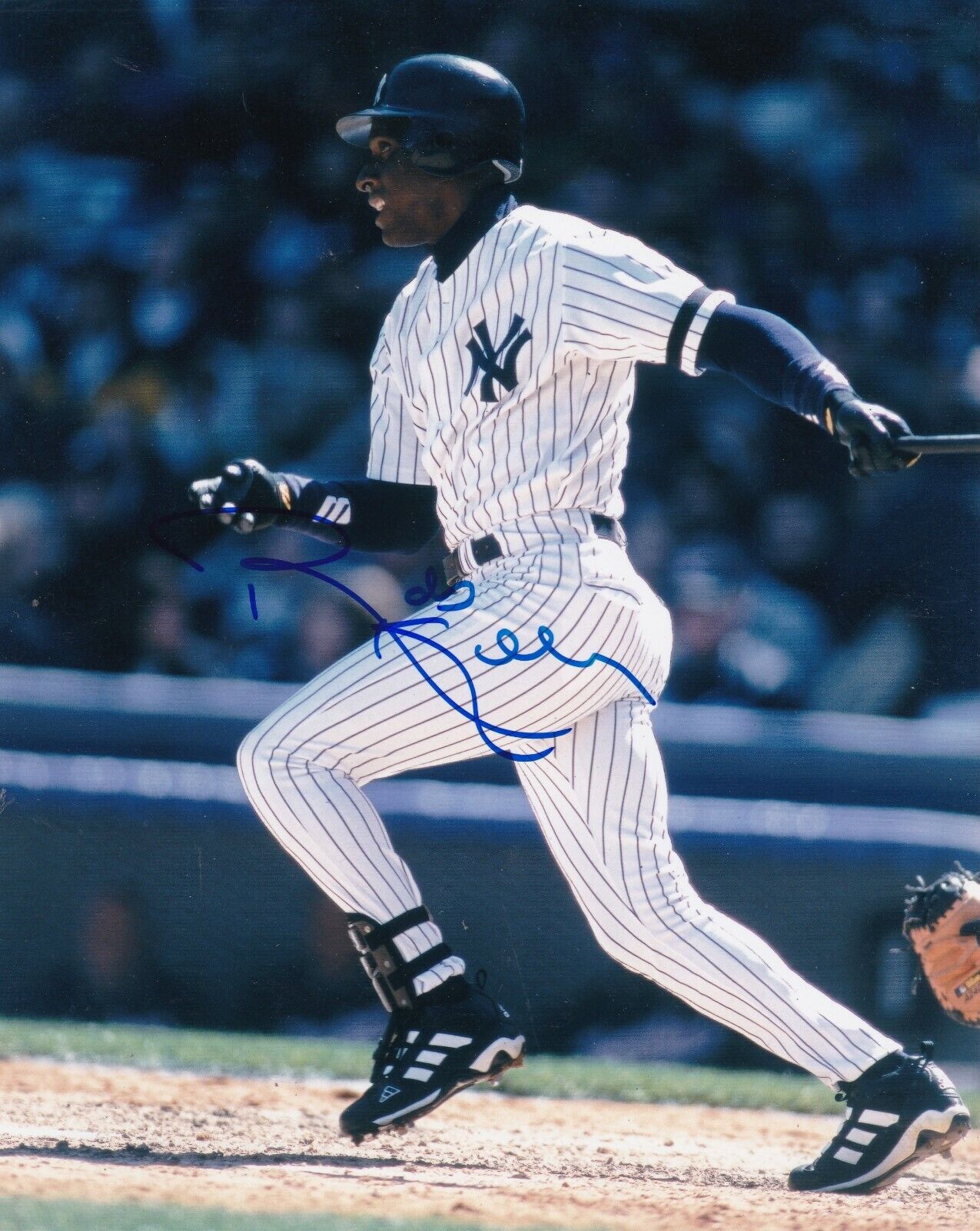 ROBERTO KELLY NEW YORK YANKEES ACTION SIGNED 8x10