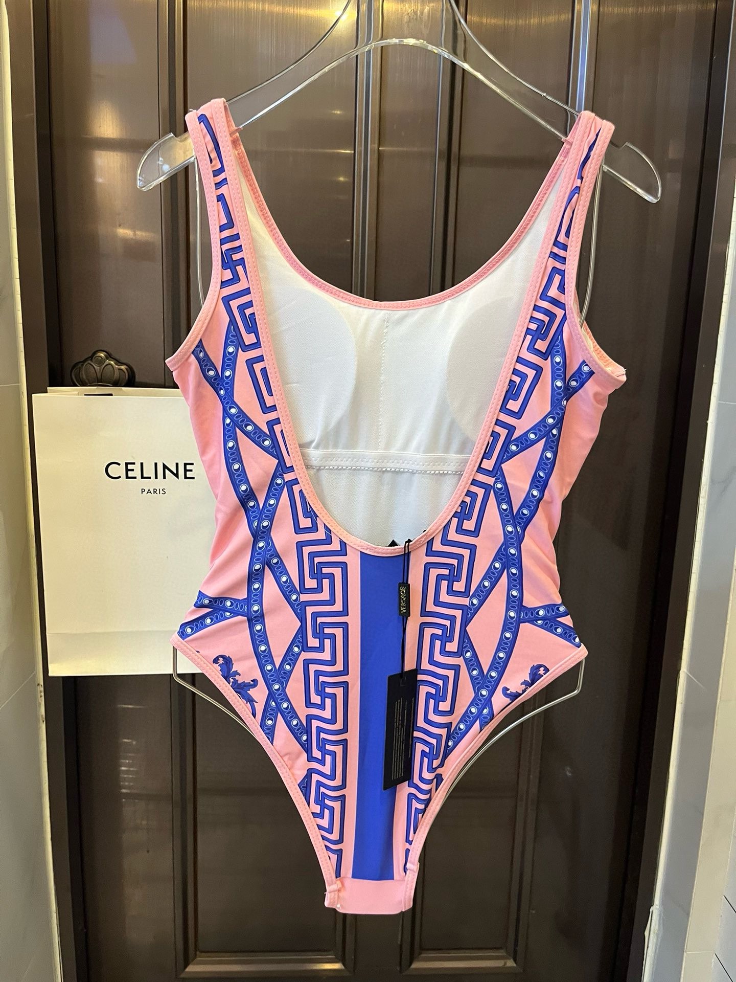 Daf6e2728e98739b1befb7e5b2489140