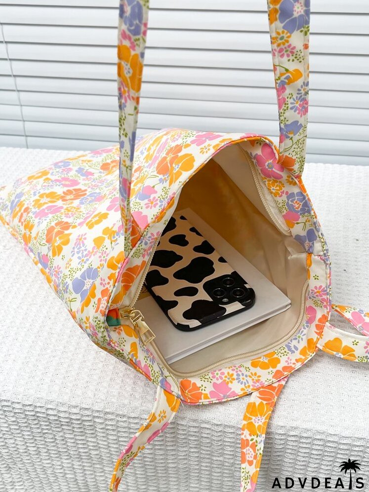 Allover Floral Graphic Shopper Bag