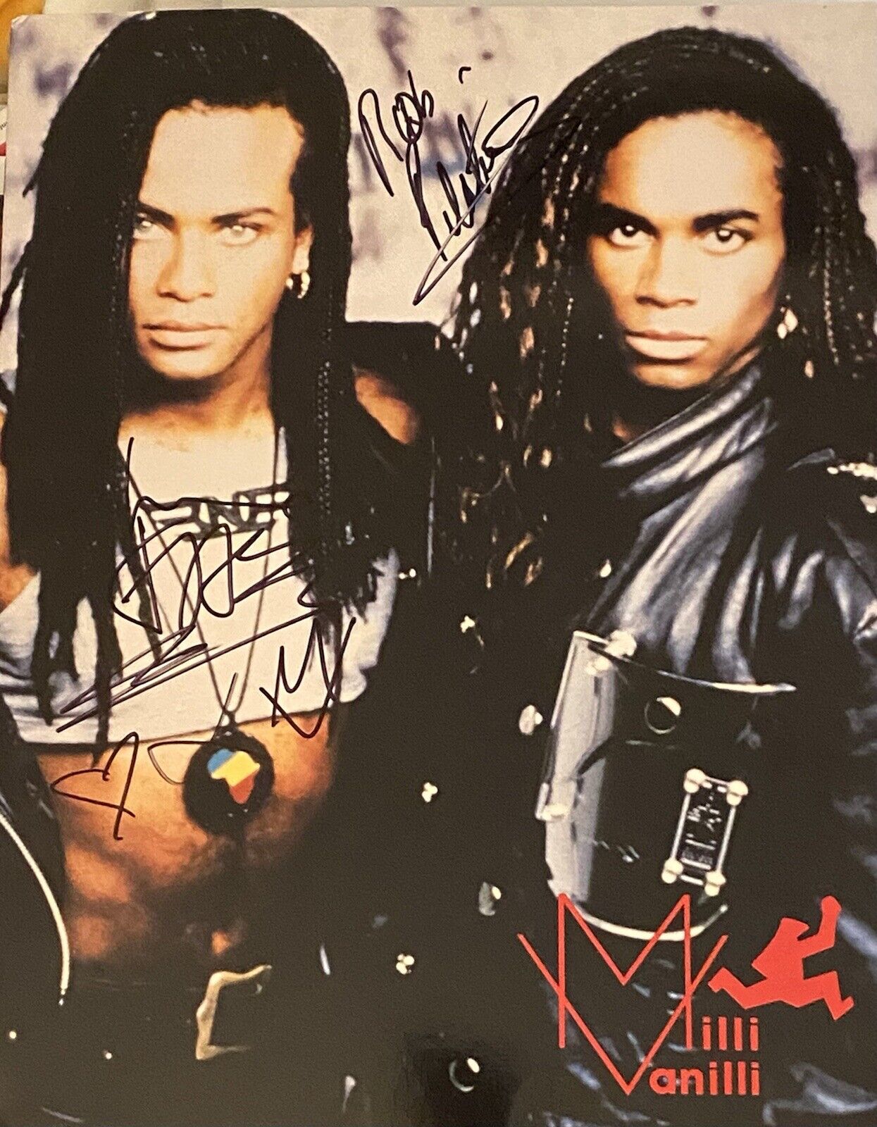 Milli Vanilli? Band signed Autographed Tour Book Program Music Sexy RARE