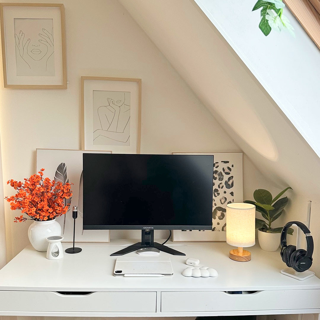 nordic_peace_table_lamp