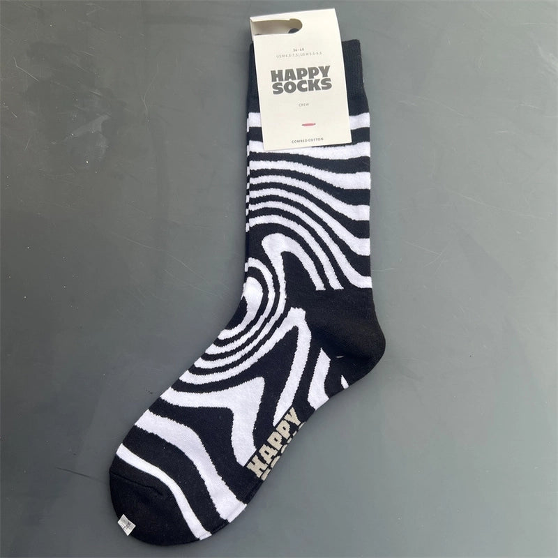 Women’s Vacation Minimalist Polka Dots Cotton Crew Socks A Pair