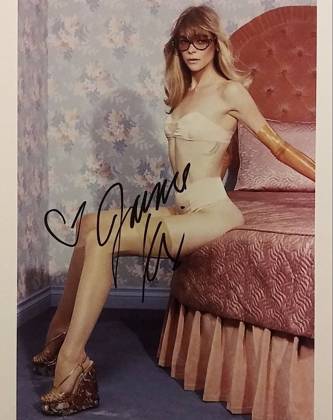 Jaime King signed 8x10