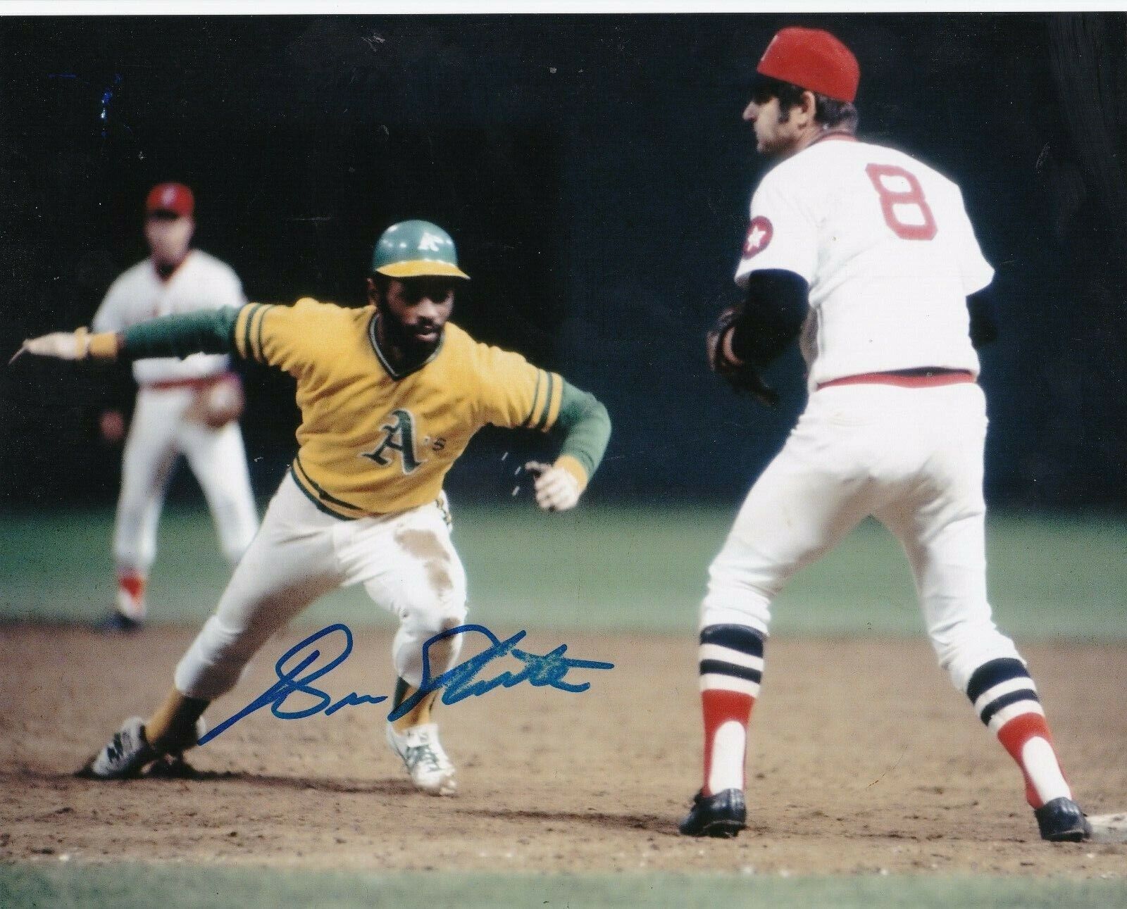 BILL NORTH OAKLAND A'S ACTION SIGNED 8x10